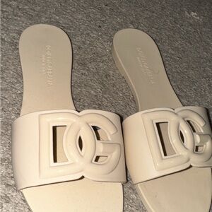 Dolce & Gabbana Cream Logo Slide Sandals - Women